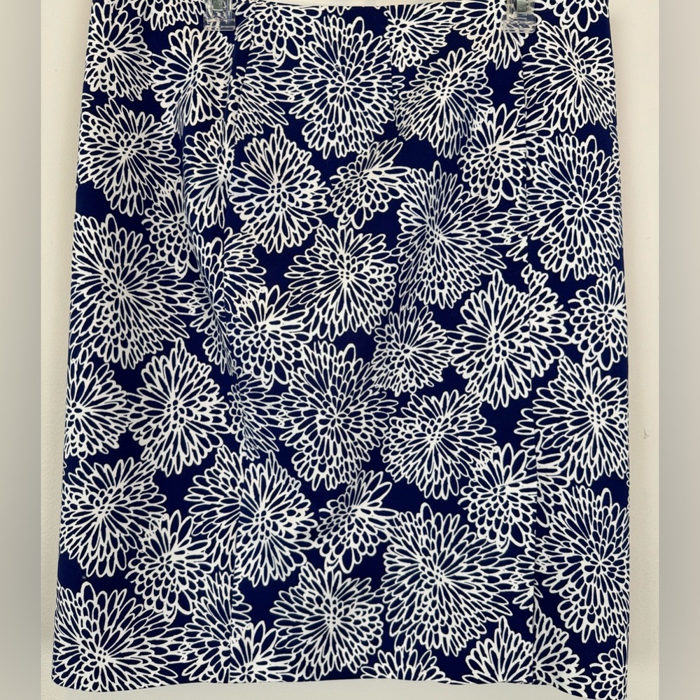 Liz Claiborne Blue White Floral Pencil Skirt Lined Stretch Career Skirt Size 14